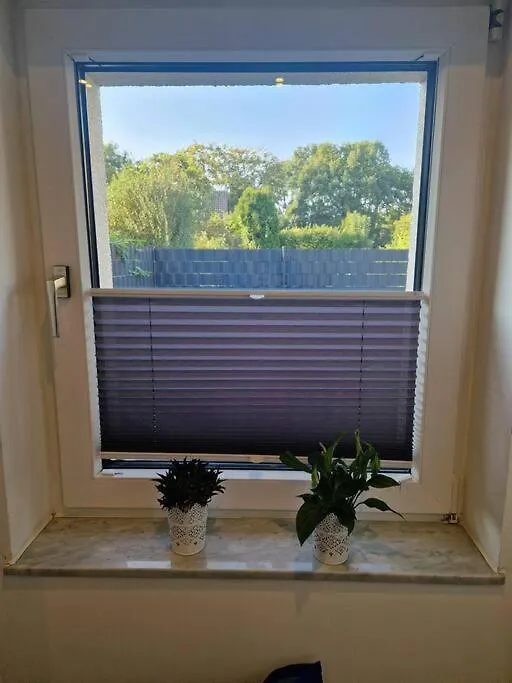 Gaestehaus In Koeln Rath-Heumar Apartment
