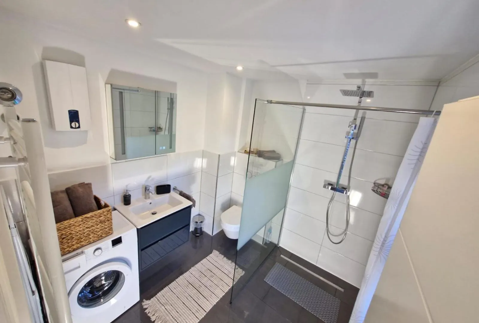 Apartment Gaestehaus In Koeln Rath-Heumar