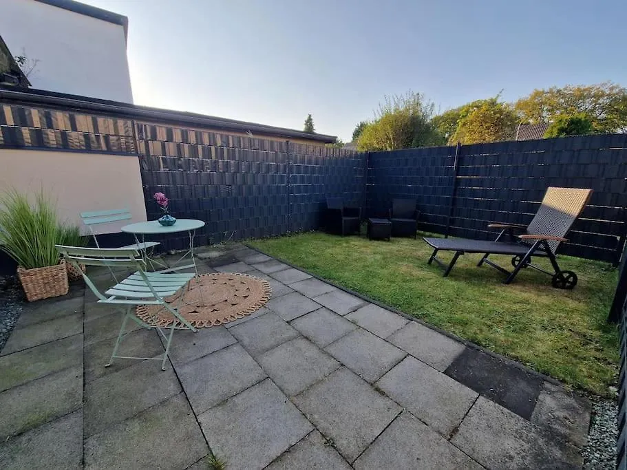 Apartment Gaestehaus In Koeln Rath-Heumar